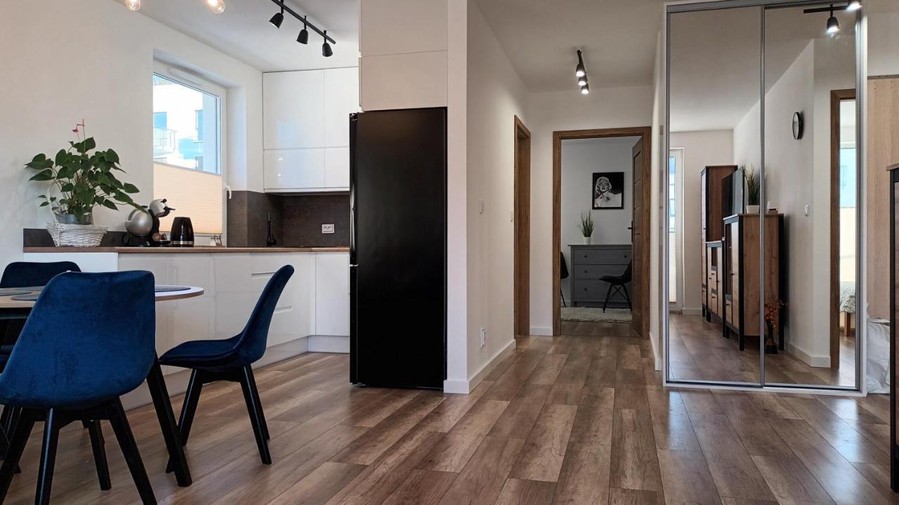 Apartament M&R Dwie Sypialnie Garaz Gdynia Exterior photo