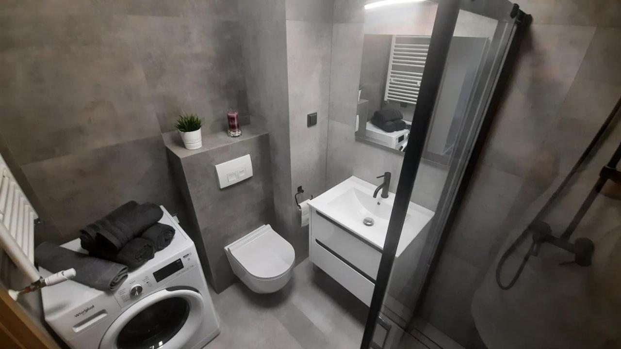 Apartament M&R Dwie Sypialnie Garaz Gdynia Exterior photo